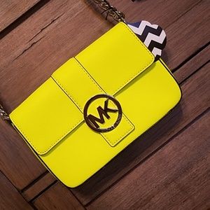 MICHAEL KORS Neon Yellow Shoulder Bag